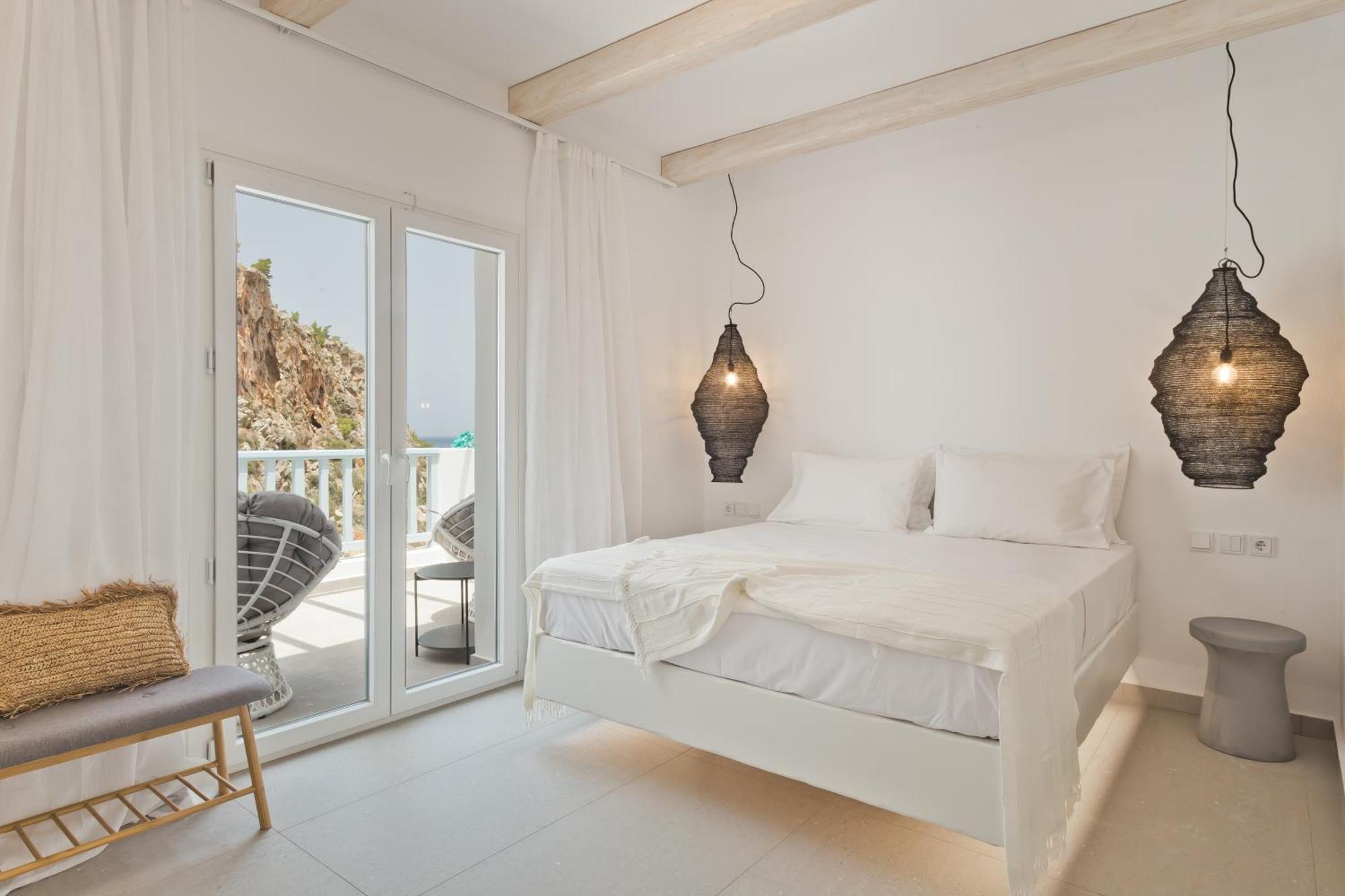 Enilion Luxury Suites Kyra Panagia Exterior foto